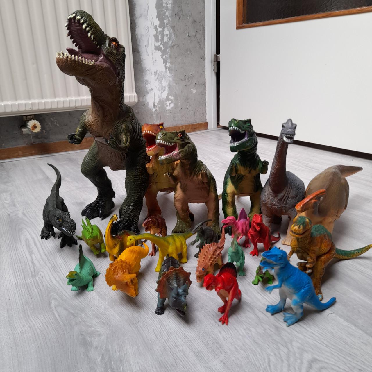 Speelgoed dino's met dinowereld