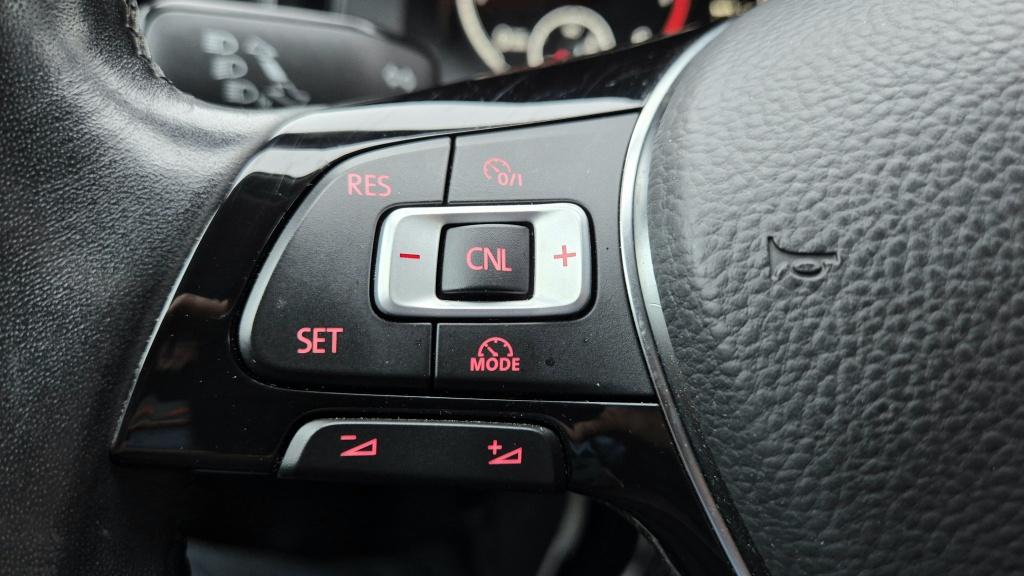 Volkswagen Polo 1.0 tsi comfortline | dsg | android auto/apple carplay | na