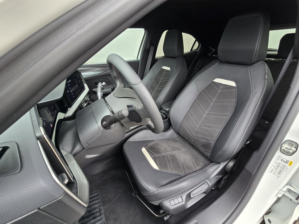 Opel Mokka 1.2 turbo ultimate pdc v+a camera adapt cruise control dode hoek
