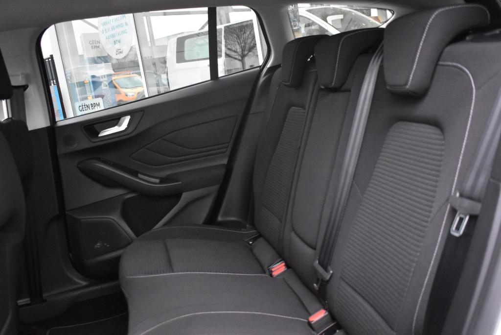 Ford Focus wagon 1.0 ecoboost hybrid titanium x | climate control | cruise 