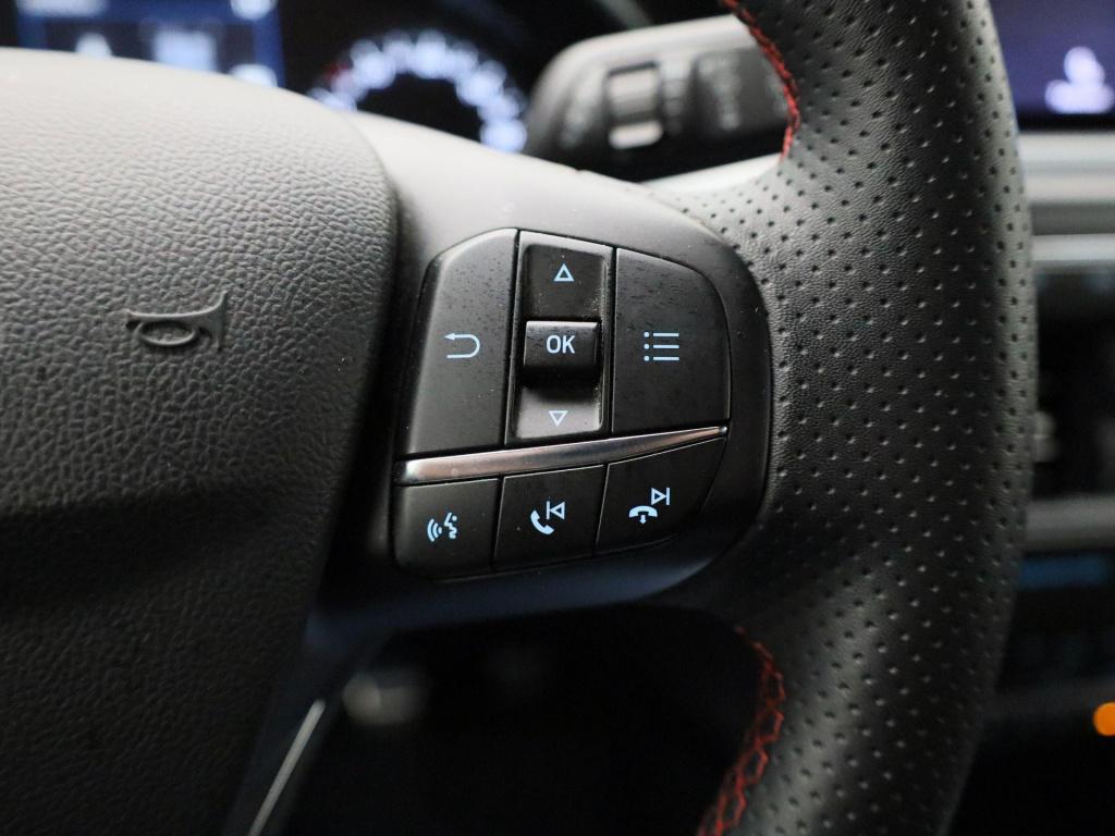 Ford Focus wagon 1.0 ecoboost hybrid st line style | trekhaak | climate con