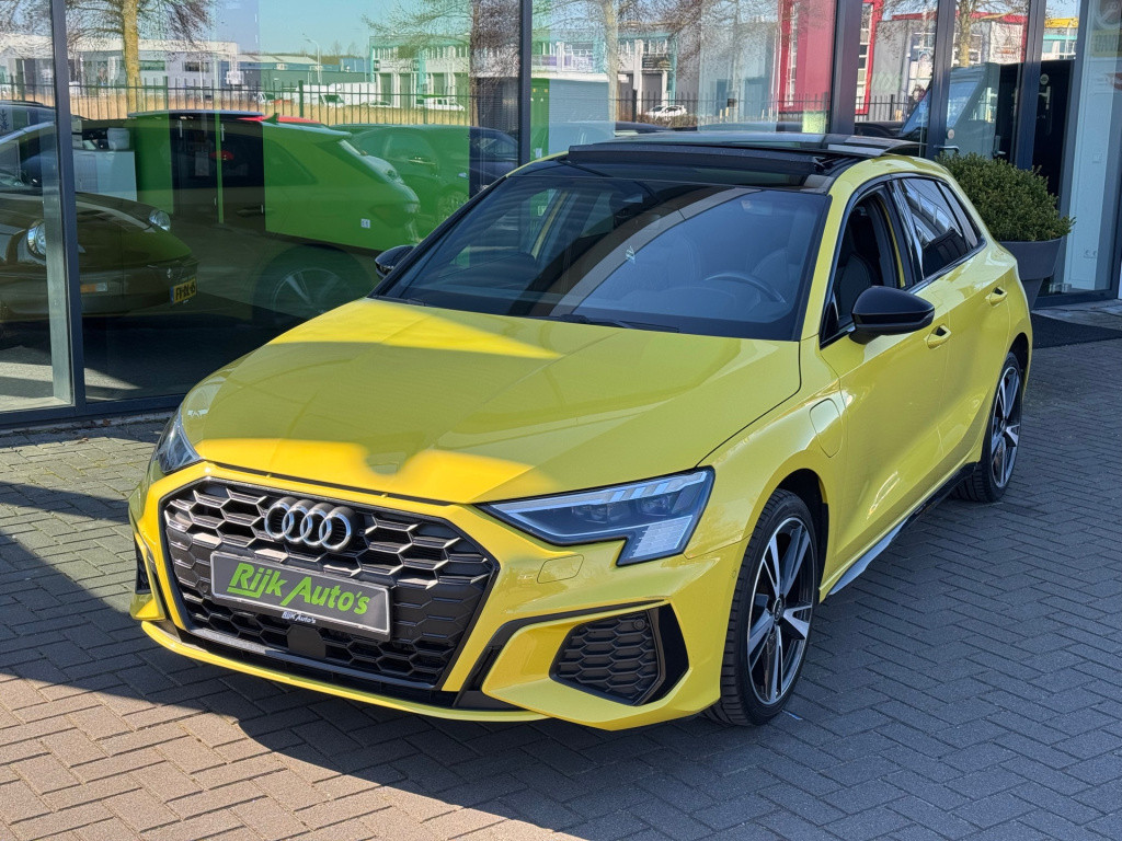 Audi A3 sportback 45 tfsi e s edition competition * panoramadak * b&o * cam