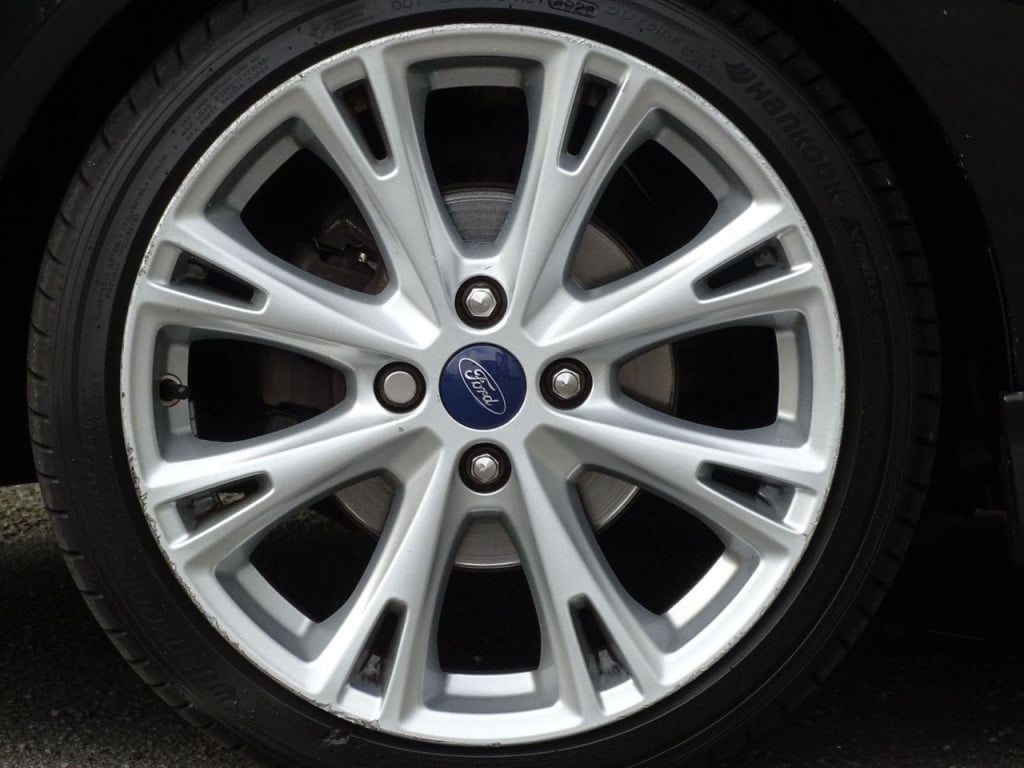 Ford Fiesta 1.0 ecoboost sport | pdc | clima | bluetooth | 17"