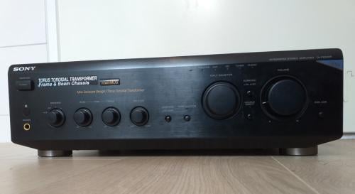 Sony TA-FE 600 R Geïntegreerde Stereo Versterker.