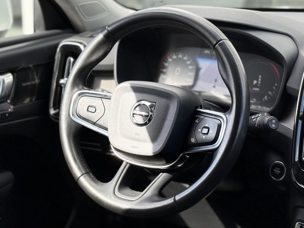 Volvo XC40 t5 262pk recharge inscription| panodak| adap.cruise| 360camera|