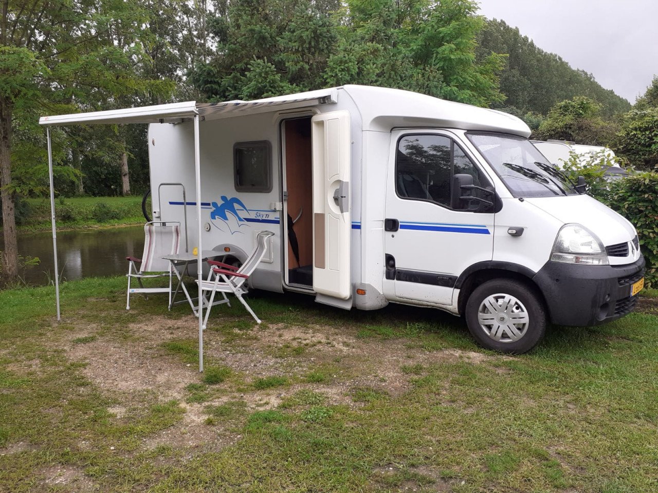 Nu a.s. ZATERDAG camper knaus lastminute 3 mei tm 17 mei 25 % korting