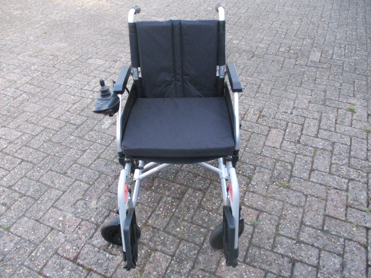 Zgan Excel Qnect opvouwbare elektrische rolstoel + nieuwe accu,s en oplader