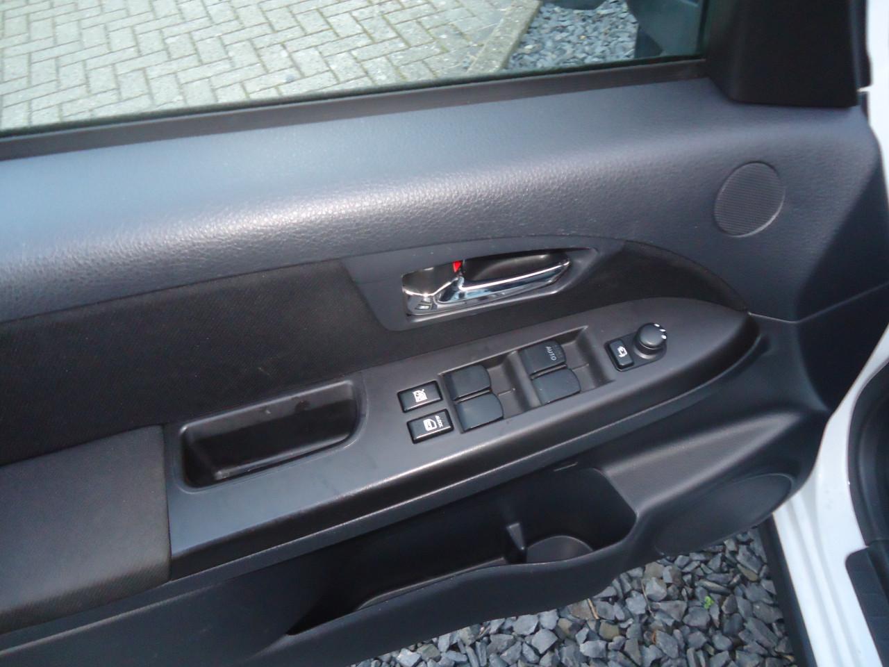 FIAT SEDICI 16-16V 5DRS