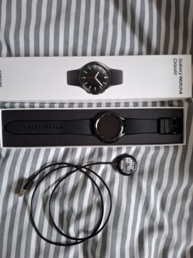 Sumsung watch 4 classic zwart