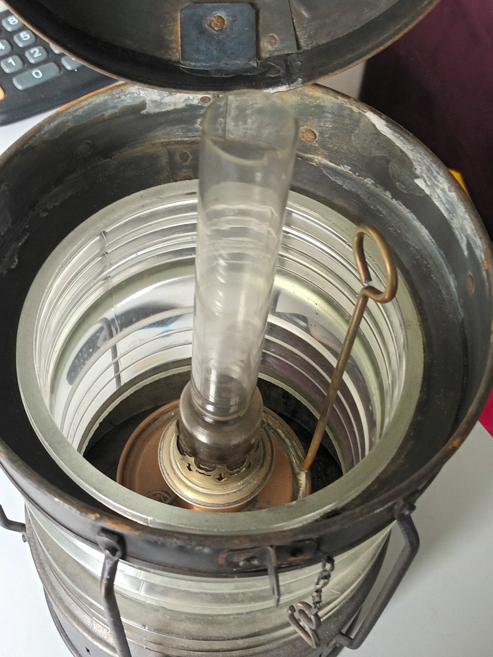 OUDE SCHEEPSLAMP