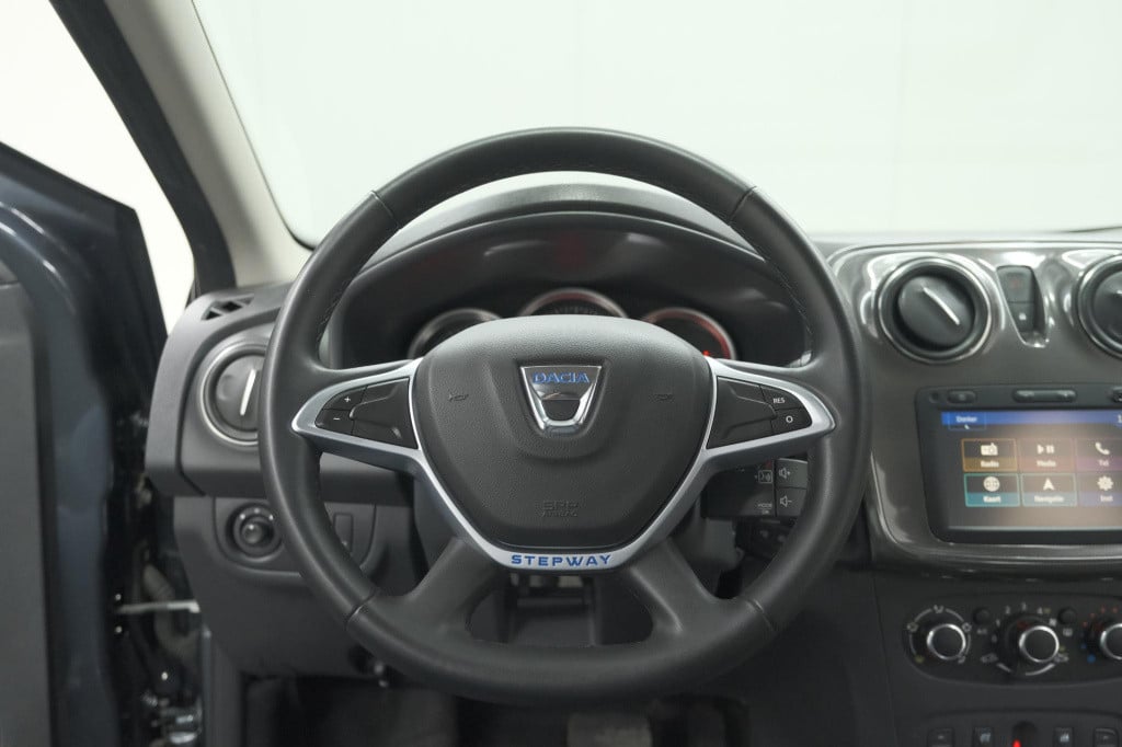 Dacia Sandero Stepway tce 90 sl automaat | trekhaak | camera | navigatie