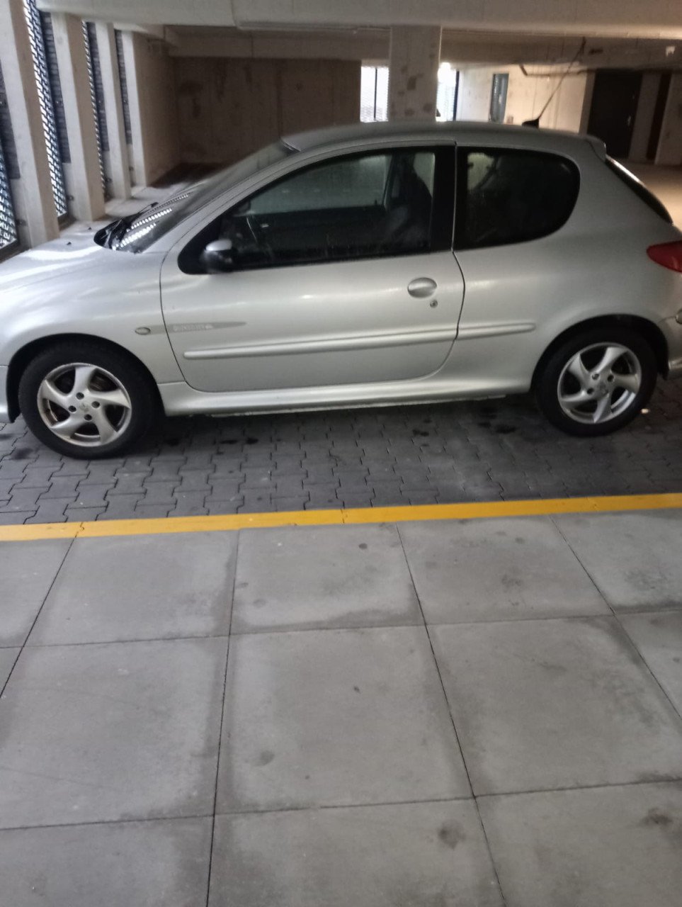 Te koop: Peugeot 206 1.4 16V Quick Silver  – Bouwjaar 2004