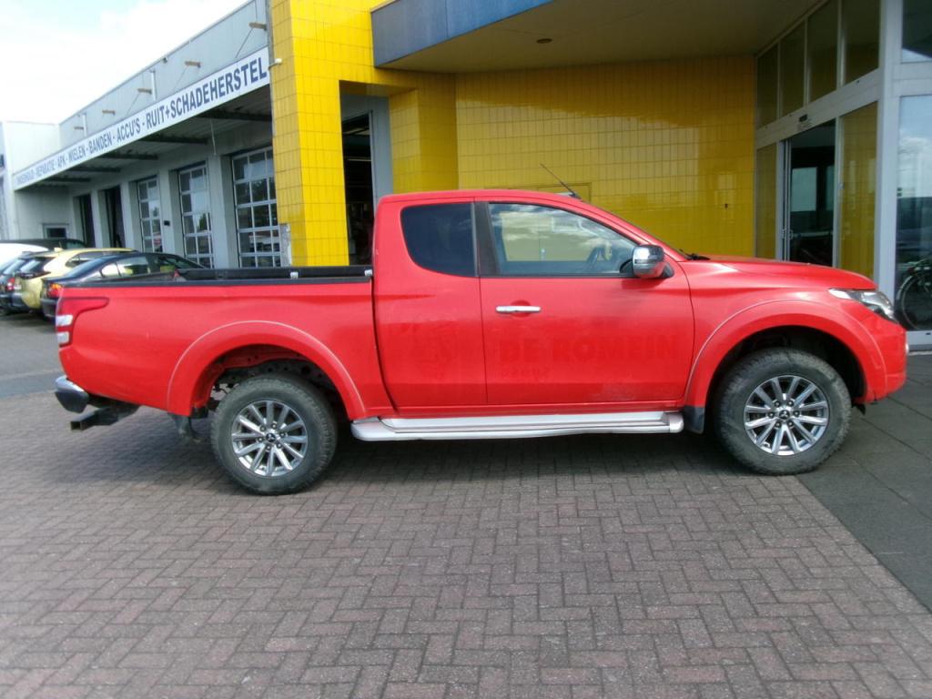 Mitsubishi L200 2.4 di-d 4x4 airco 4wd ( lees tekst!! )