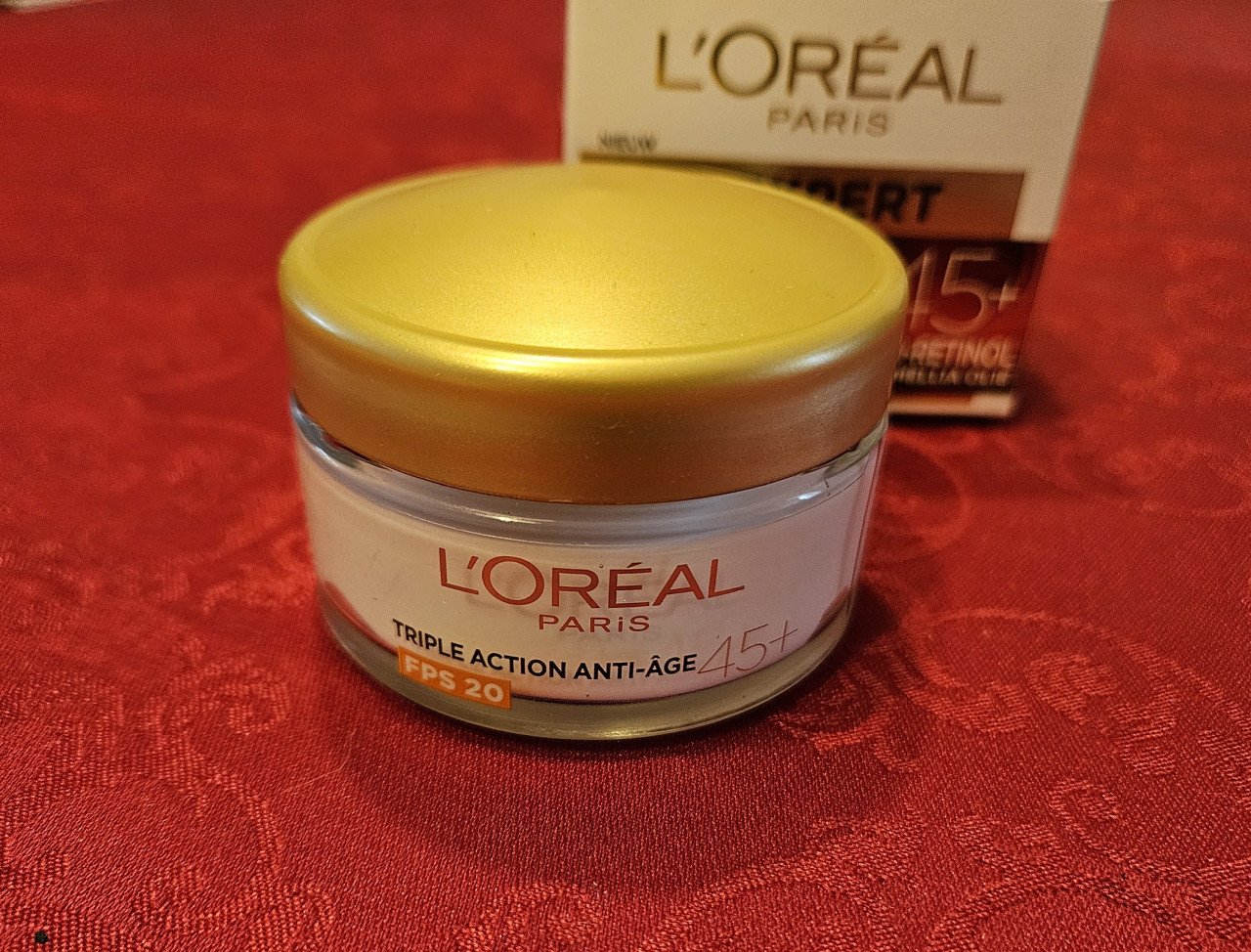 Loreal dagcreme, gratis.