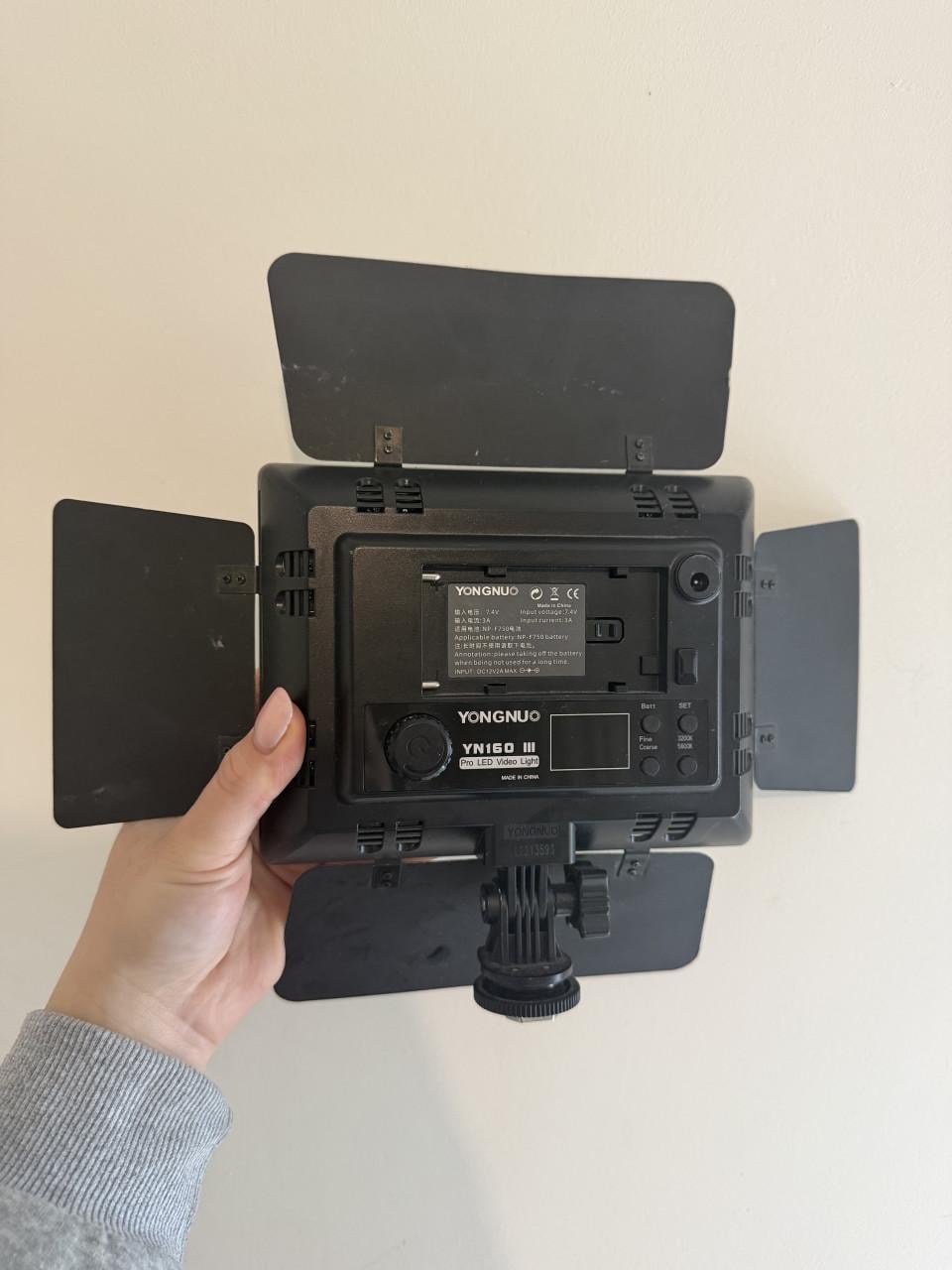 YONGNUO lamp YN160 |||