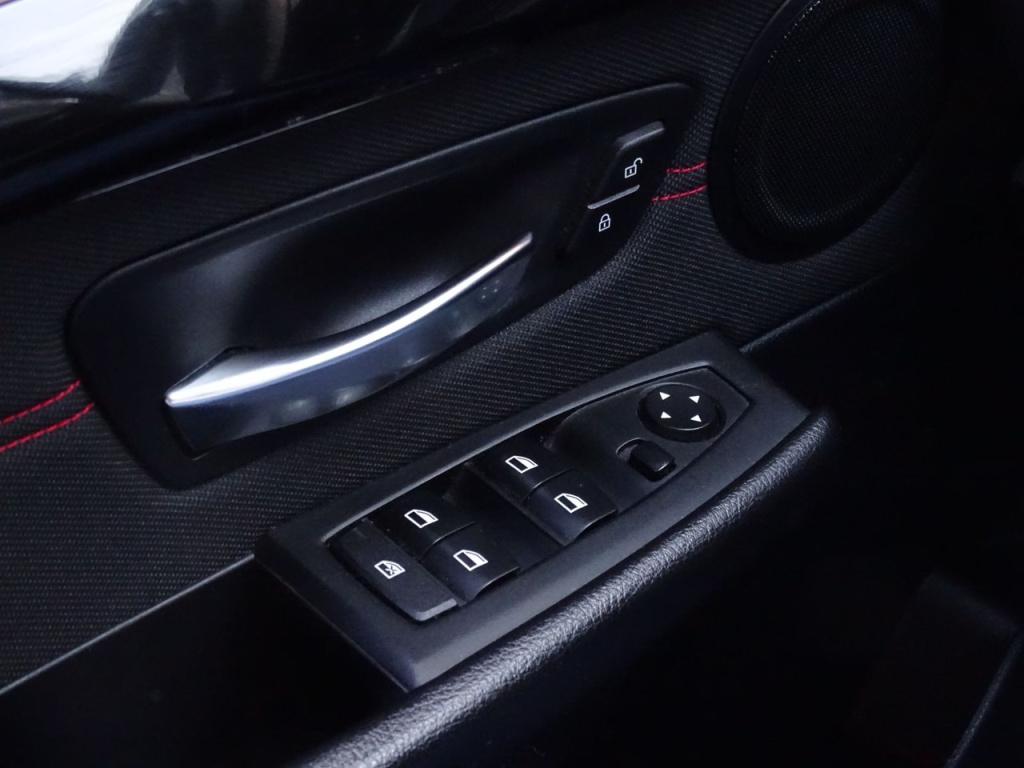 BMW 2-serie active tourer 218i executive | stoelverwarming | navi | bluetoo