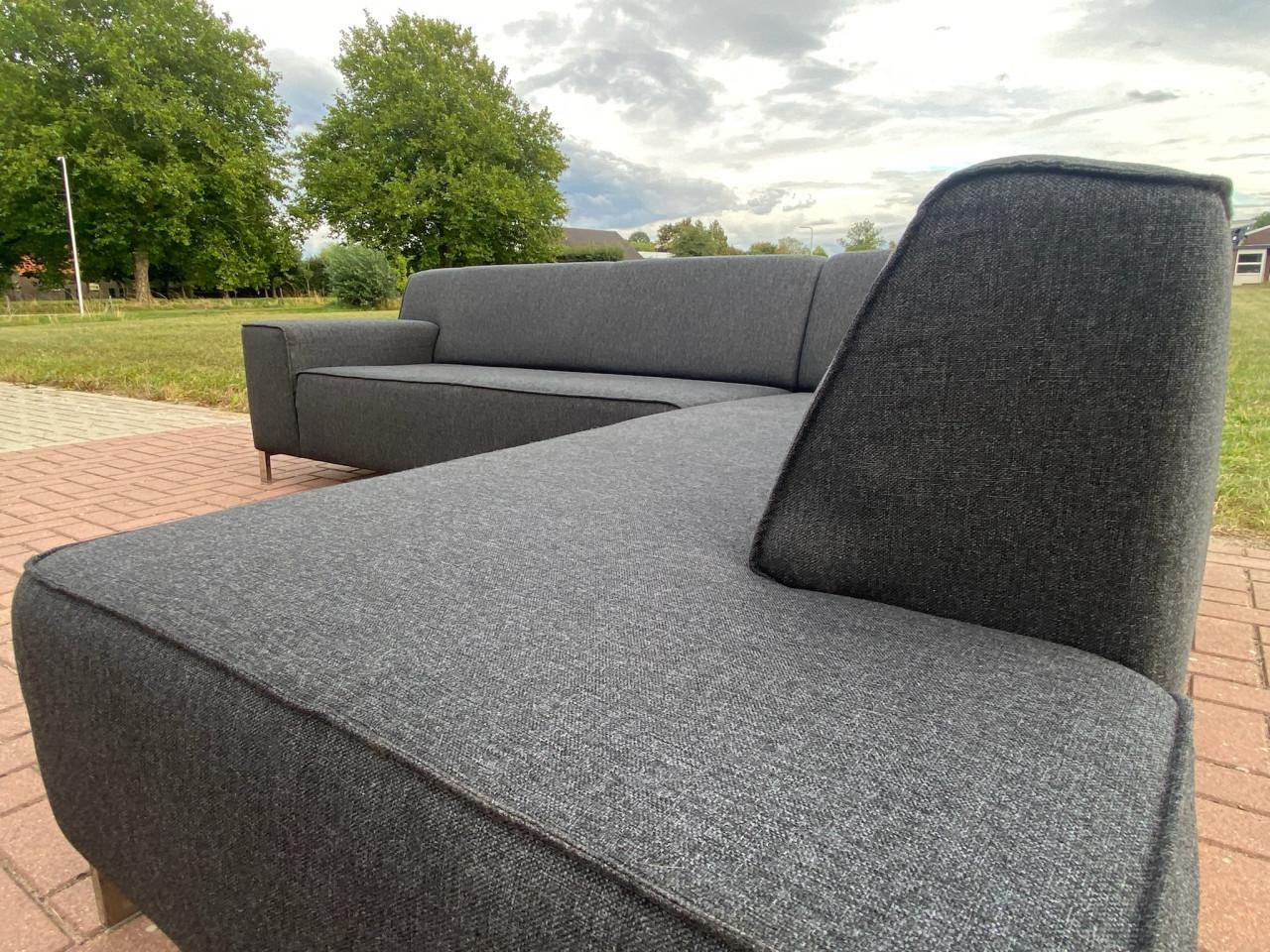 Montel Donkergrijze Stoffen Hoekbank -Gratis Levering NL