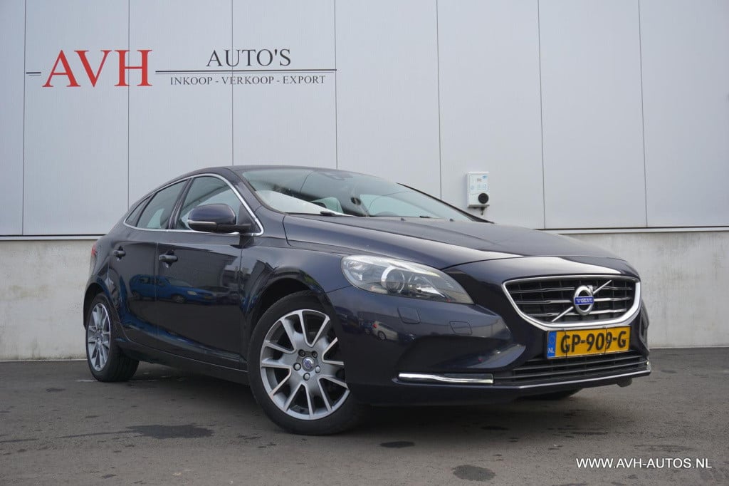 Volvo V40 2.0 d2 summum business