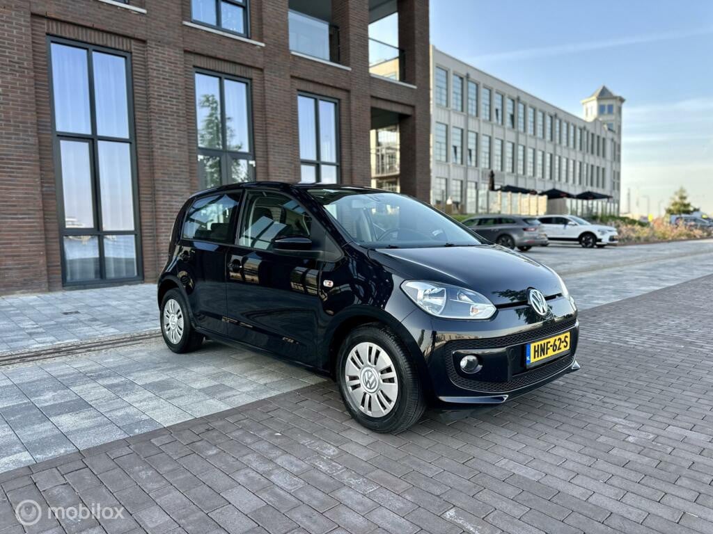 Volkswagen Up! 1.0 high up! BlueMotion Airco km111.711 Nap 5Deurs BJ2015