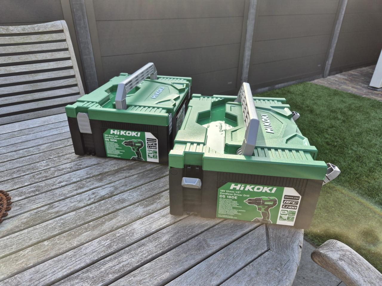 Hikoki koppelbare lege gereedschapskoffers