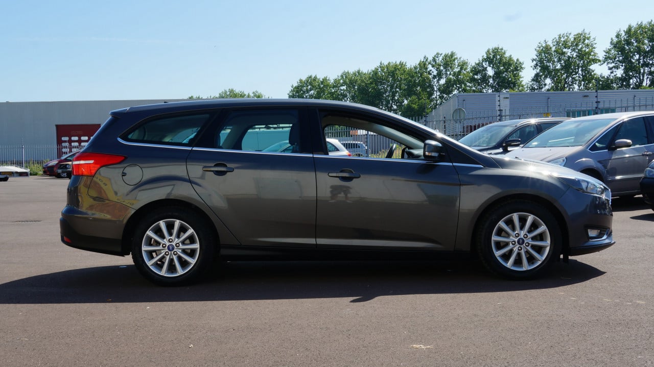 Ford FOCUS Wagon 1.0 Titanium Edition rijklaar incl garantie