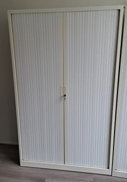Roldeurkasten te koop (2 stuks)