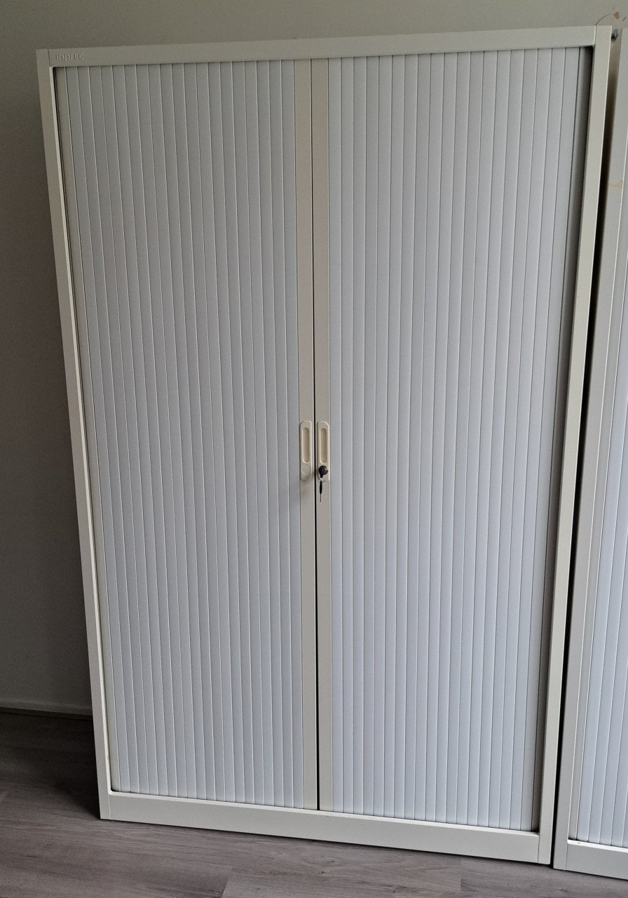 Roldeurkasten te koop (2 stuks)