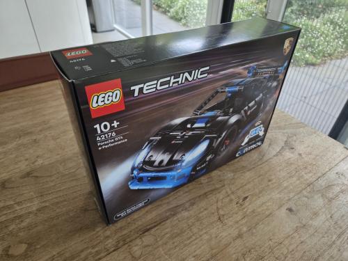 Lego 42176 Porsche GT4 e-Performance
