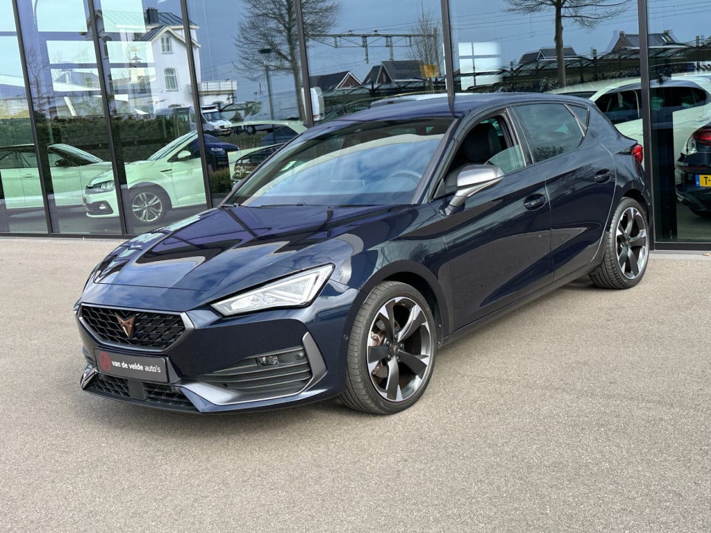 Cupra Leon 1.5 etsi 150pk dsg | camera | led | navi | 18 inch | rijklaar in
