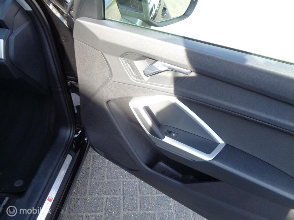 Audi Q3 sportback 35 tfsi pro line sportback business/s-line/automaat/ecc/s