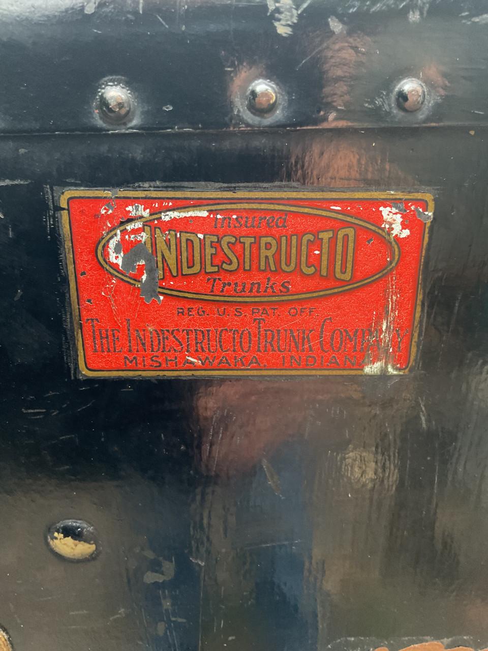 Antieke hutkoffer ( Holland - Amerikalijn )