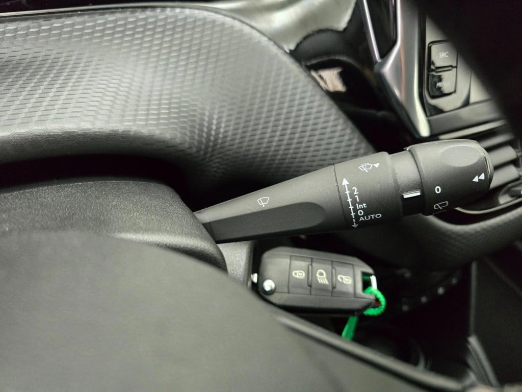Peugeot 208 occasion 1.2 puretech allure met carplay en cruisecontrol | twe