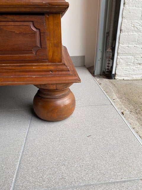 Vintage kast 2 deurtjes/2 lades
