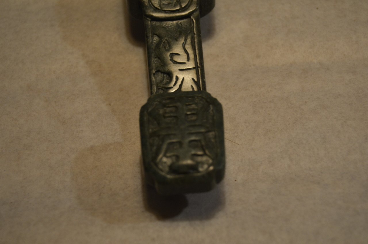 Chinese Ruyi scepter van groenig speksteen / zeepsteen ipst.