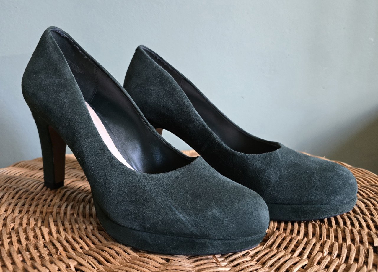Suède pumps maat 40