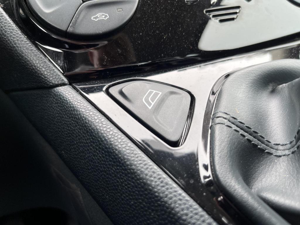 Ford KA 1.2 metal start/stop | incl. set winterbanden | climate control | v