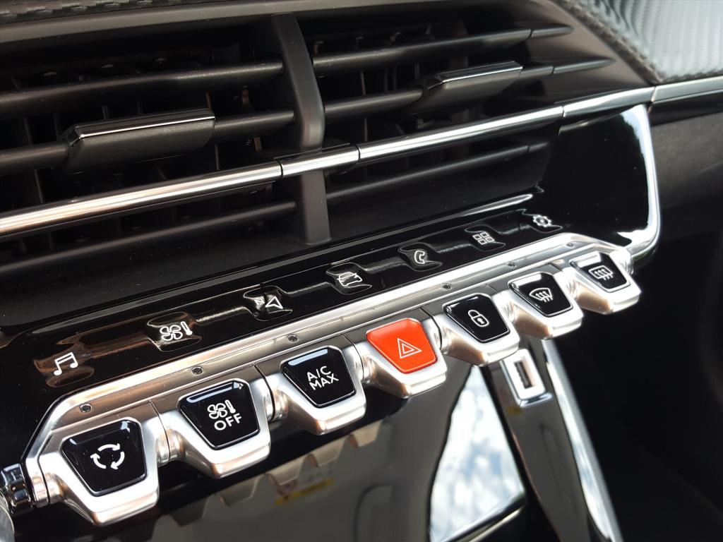 Peugeot 208 allure 1.2 pt-100pk navigatie | 3d-cockpit | apple carplay&andr