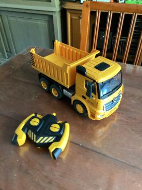 Speelgoed kip vrachtwagen met afstandsbediening