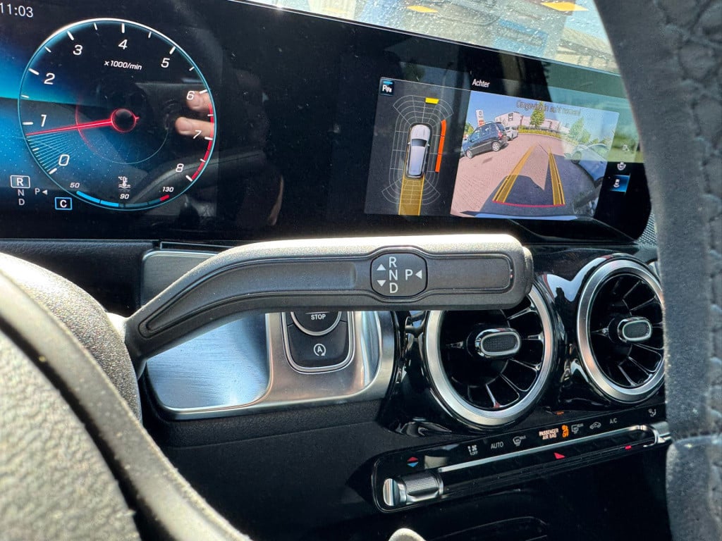 Mercedes-Benz Glb 200 business solution