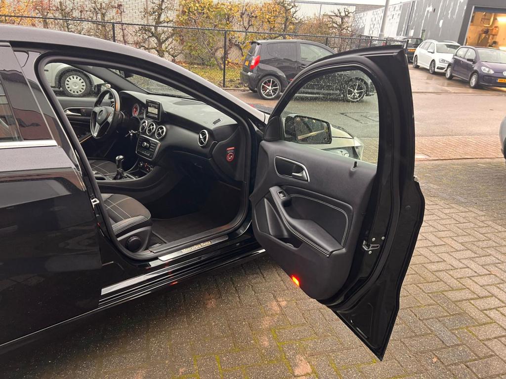 Mercedes-Benz A-Klasse 180 ambition