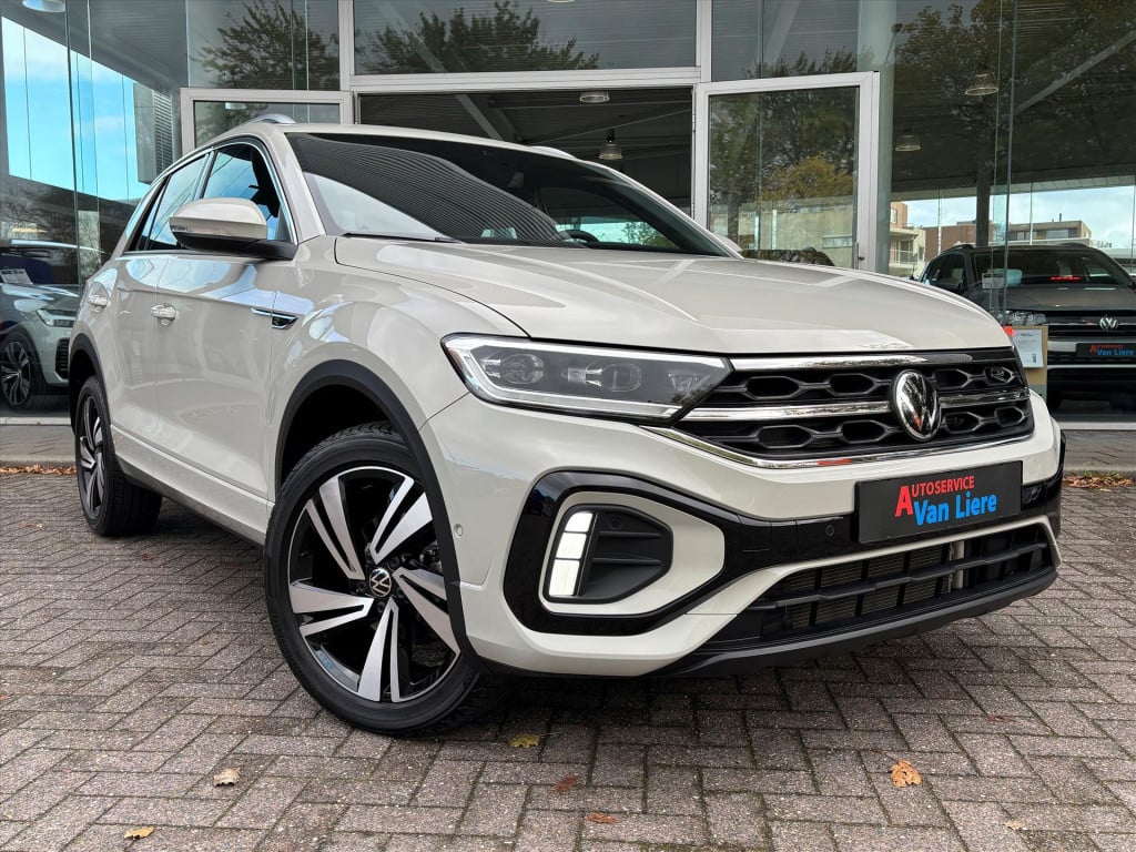 Volkswagen T-roc 1.5 tsi 150pk 7-dsg r-line|dode hoek|carplay| elek klep| r