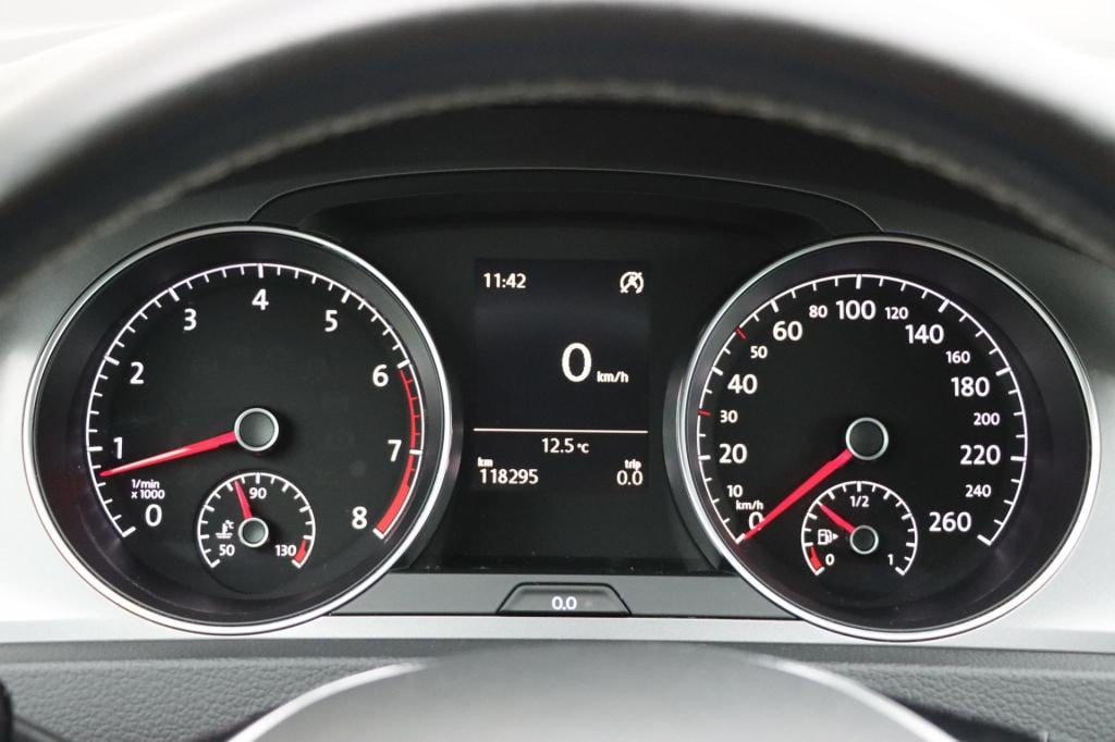 Volkswagen Golf 1.2 tsi connected series 110pk