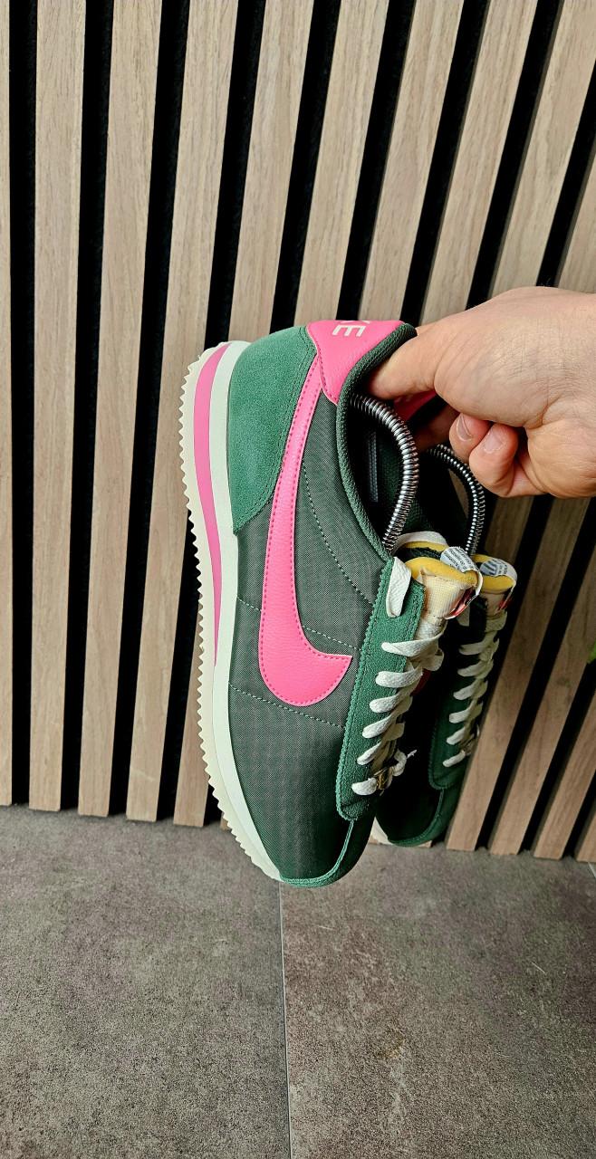 Nike Cortez Sneakers Groen/Roze - Maat 43