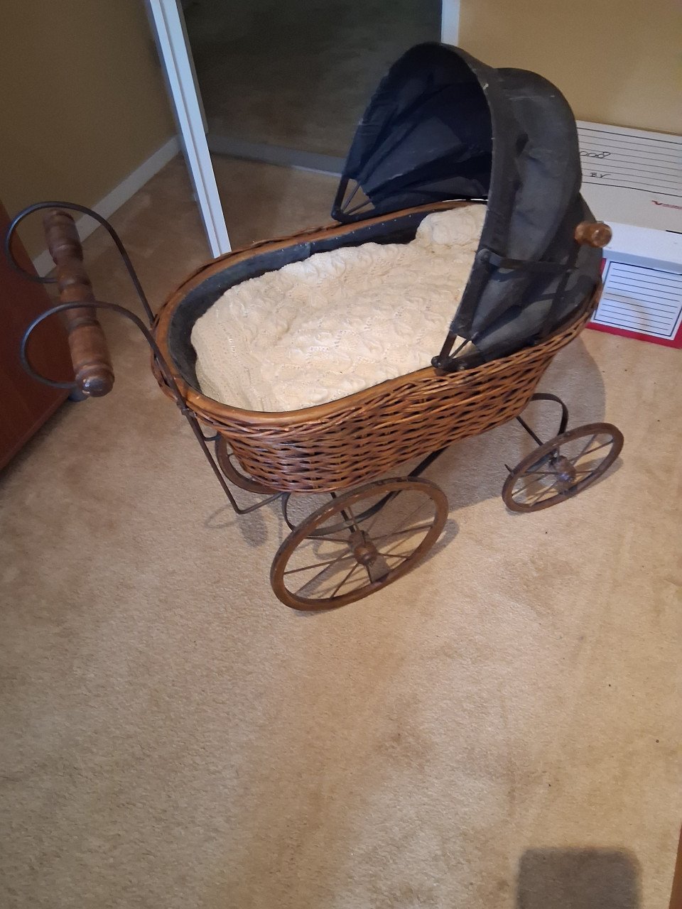 Antieke Poppenwagen