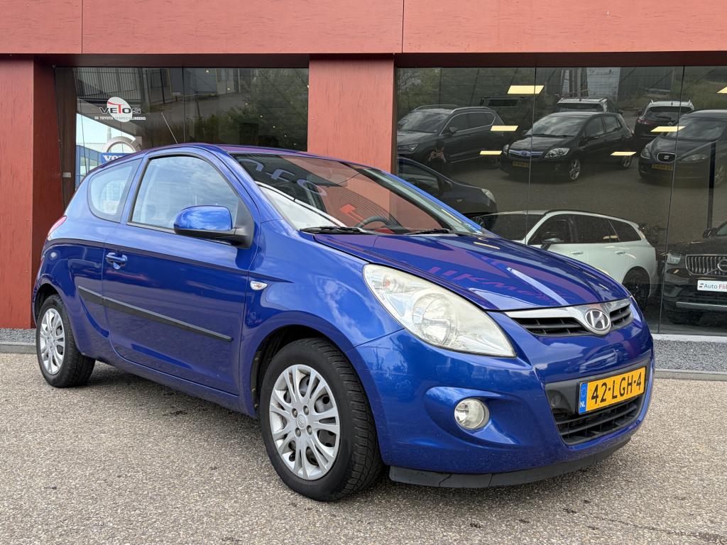 Hyundai I 20 1.4i dynamicversion