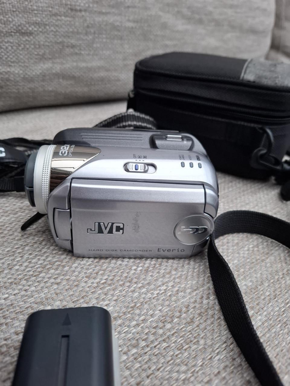 JVC Everio GZ-MG21E Hard Disk Camcorder met accessoires