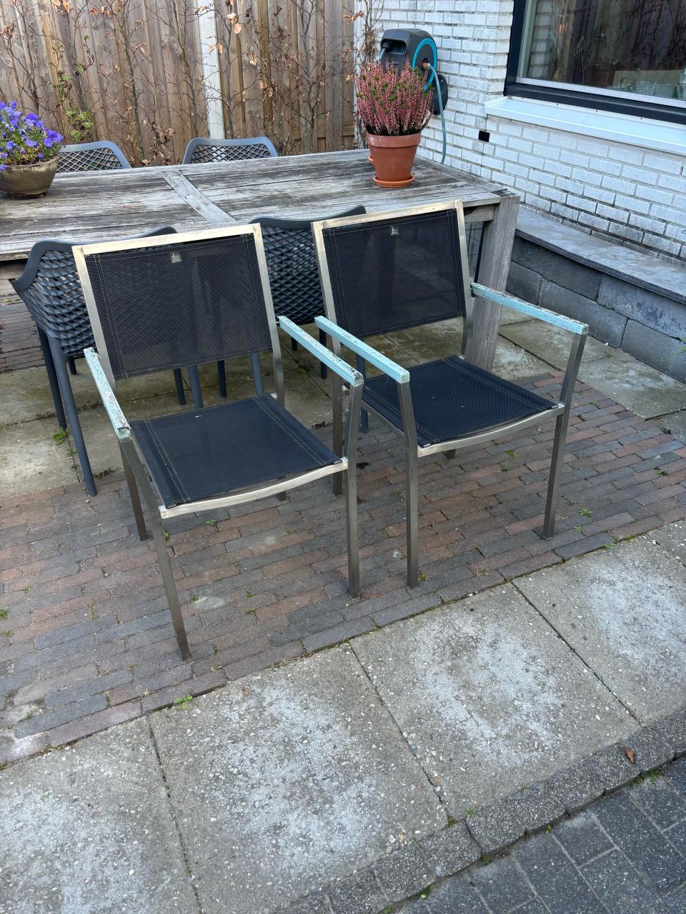 2 tuin stoelen rvs