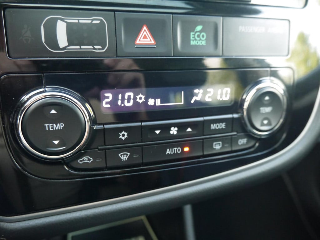 Mitsubishi Outlander 2.0 phev instyle 4wd