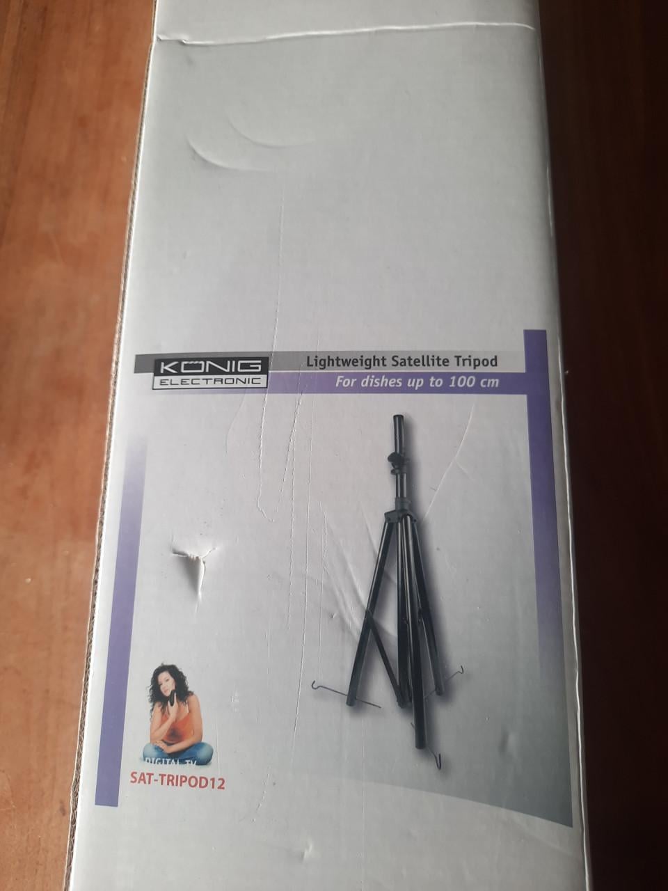 Driepoot statief voor schotel draaibaar