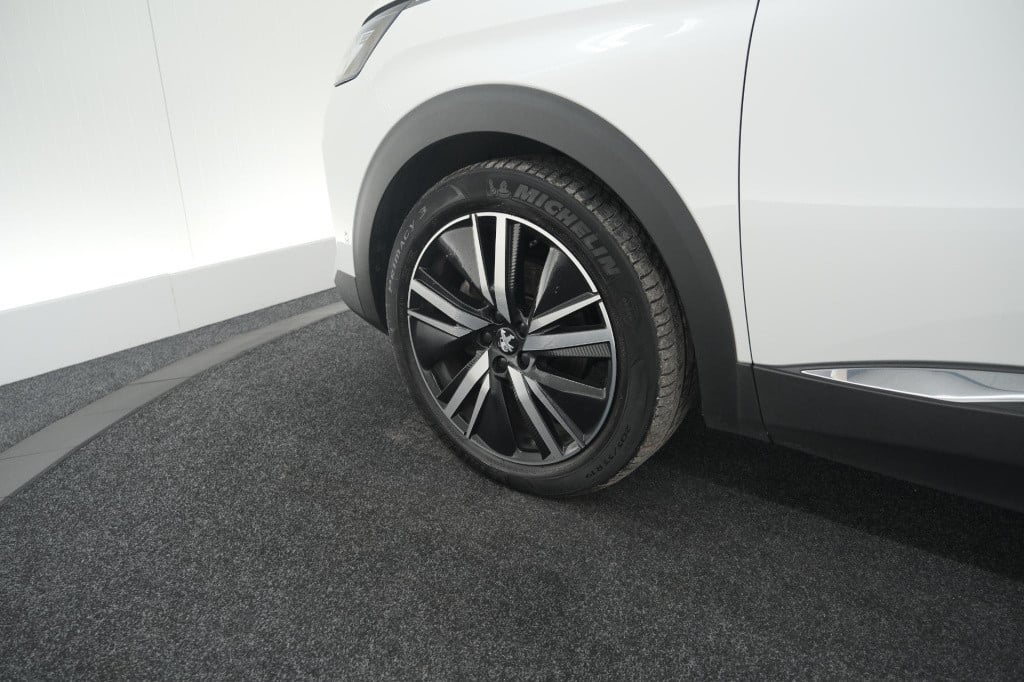 Peugeot 3008 puretech 130 gt | camera | adaptieve cruise control | elektron